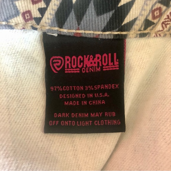 Rock & Roll Extra Stretch Aztec Print Bell Bottoms Size 31 x 34 - Picture 11 of 11